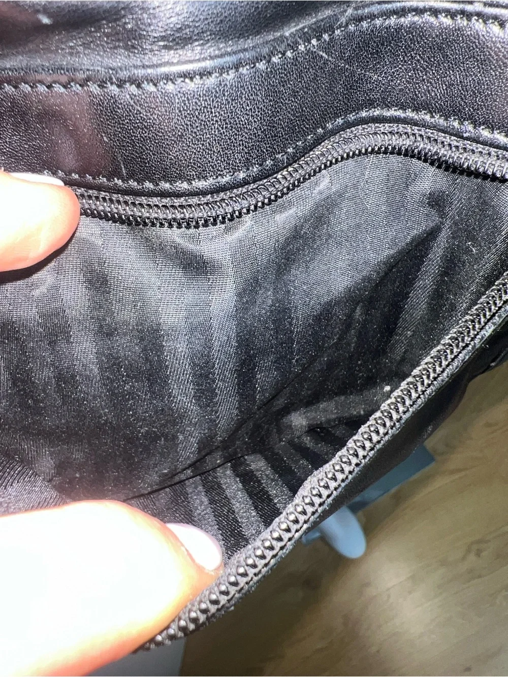 Tumi Black Leather Crossbody Messenger Adjustable Strap Bag